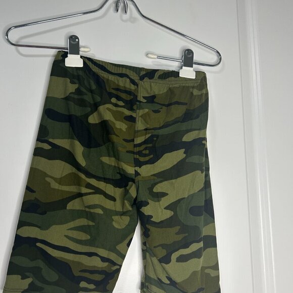 Women's High Waisted Buttery Soft Biker Shorts Camo Size M EUC - Picture 3 of 3